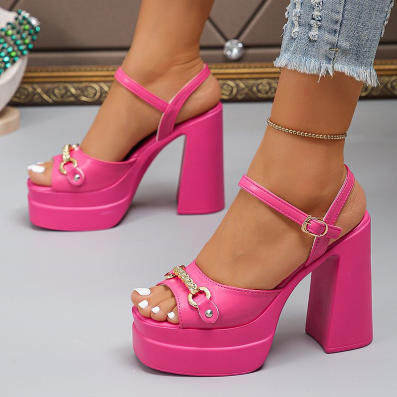 Casual Sandal Leather - منتجات الصيف الجديدة لعام 2026 أحذية