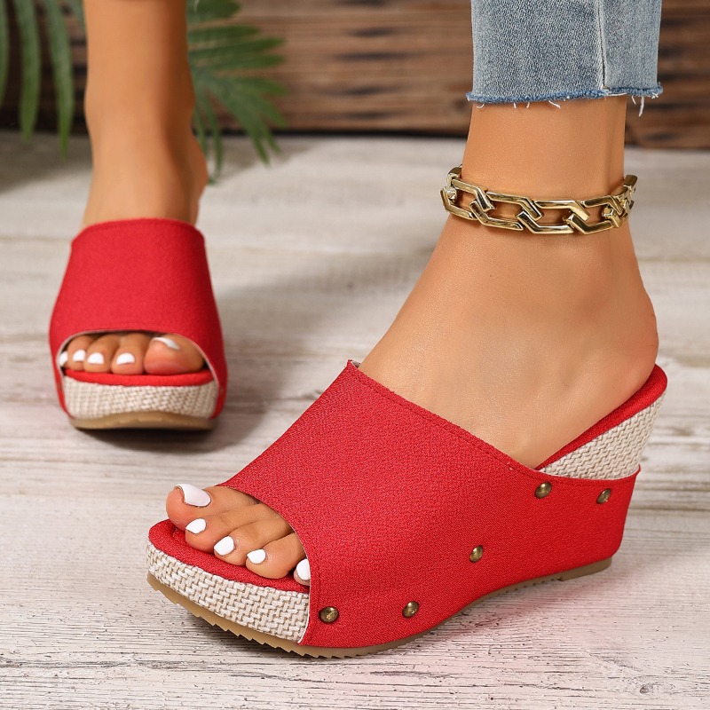 شباشب نسائية جديدة لصيف 2026،  - مراجعة Espadrille Slip On وسعره